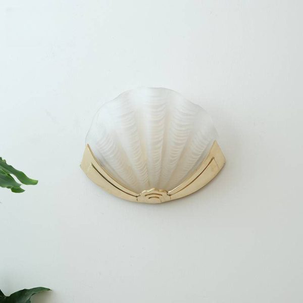 Modern Art Deco Shell Brass Glass 1-Light Wall Sconce Lamp For Bedroom - Image 3