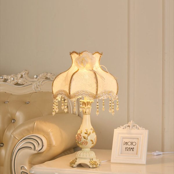 European Retro Light Luxury Carving Resin Fabric Alloy 1-Light Table Lamp - Image 6