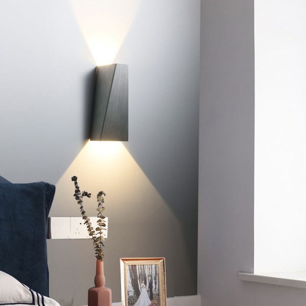 Modern Minimalist Brushed Aluminum Geometric Square LED Wall Sconce Lamp - Image 2