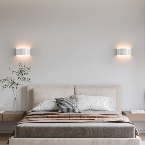 Minimalist Solid Color Iron Half-circle LED Wall Sconce Lamp - Image 13