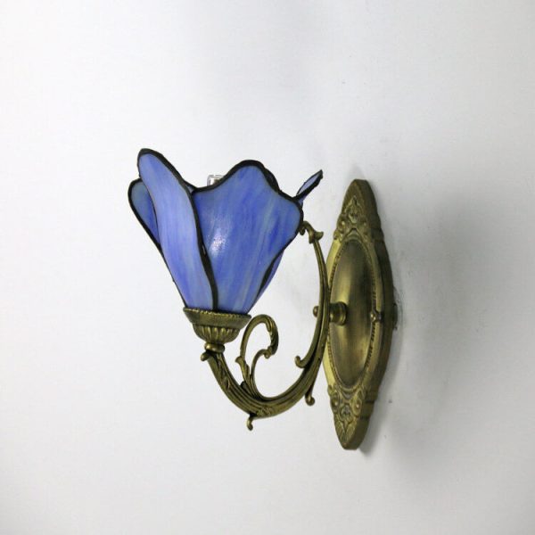 Vintage Tiffany Petals Stained Glass 1-Light Wall Sconce Lamp - Image 14