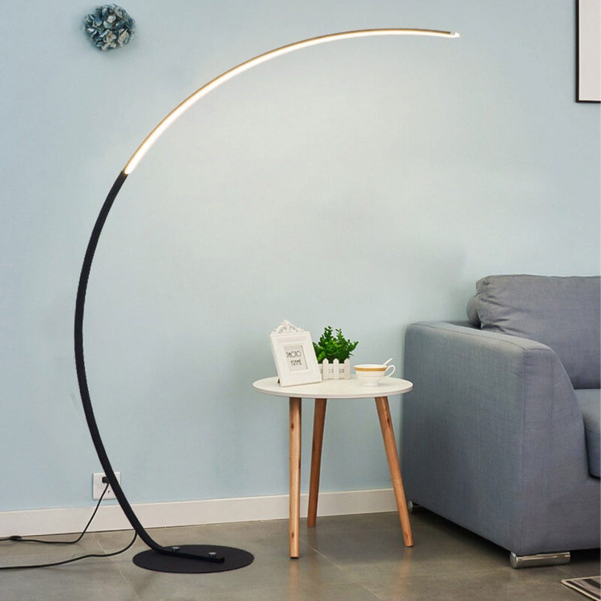 Minimalist Curved Line LED Aluminum Standing Floor Lamp - Image 19