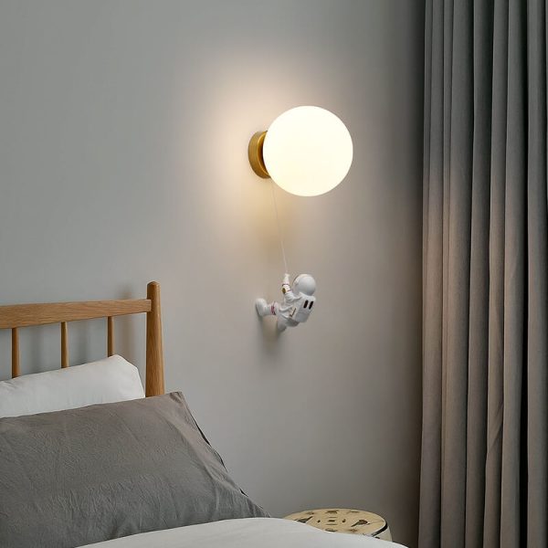 Creative Moon Astronaut 1-Light LED Wall Sconce Lamp - Image 4