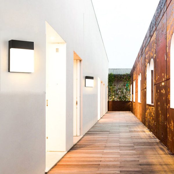 Simple Outdoor Square Frosted Aluminum Waterproof LED Wall Sconce Lamp - Image 9