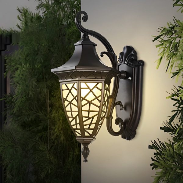 Retro Pattern Waterproof Black American Style Solar Powered Wall Lamp - Image 3