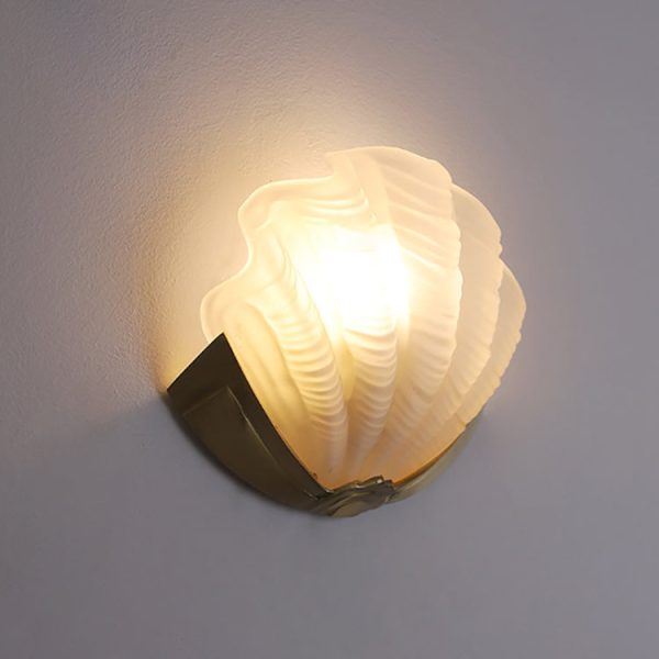 Modern Art Deco Shell Brass Glass 1-Light Wall Sconce Lamp For Living Room - Image 14