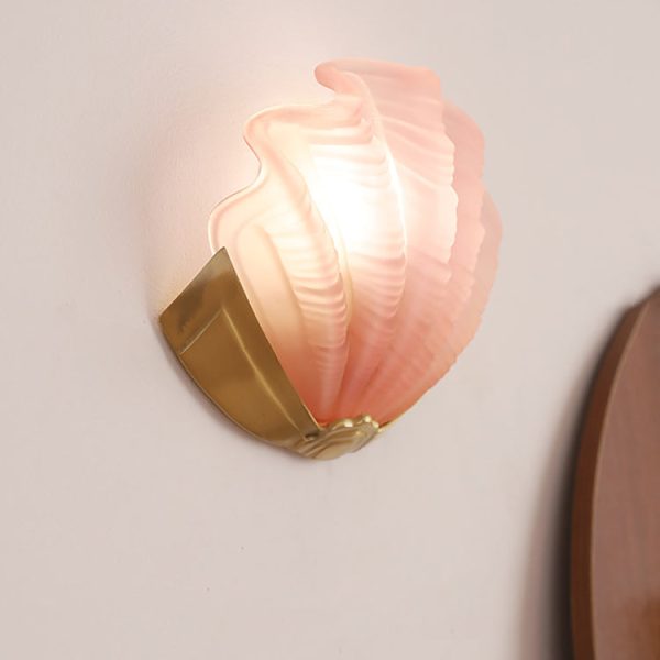 Modern Art Deco Shell Brass Glass 1-Light Wall Sconce Lamp For Living Room - Image 6
