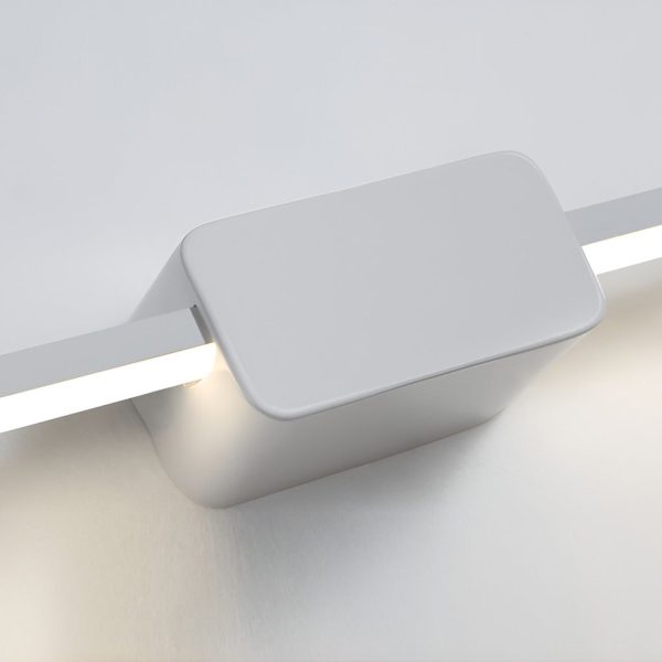 16''/24''/31'' Modern LED Linear Bathroom Vanity Light with Central Box Frame - Image 10