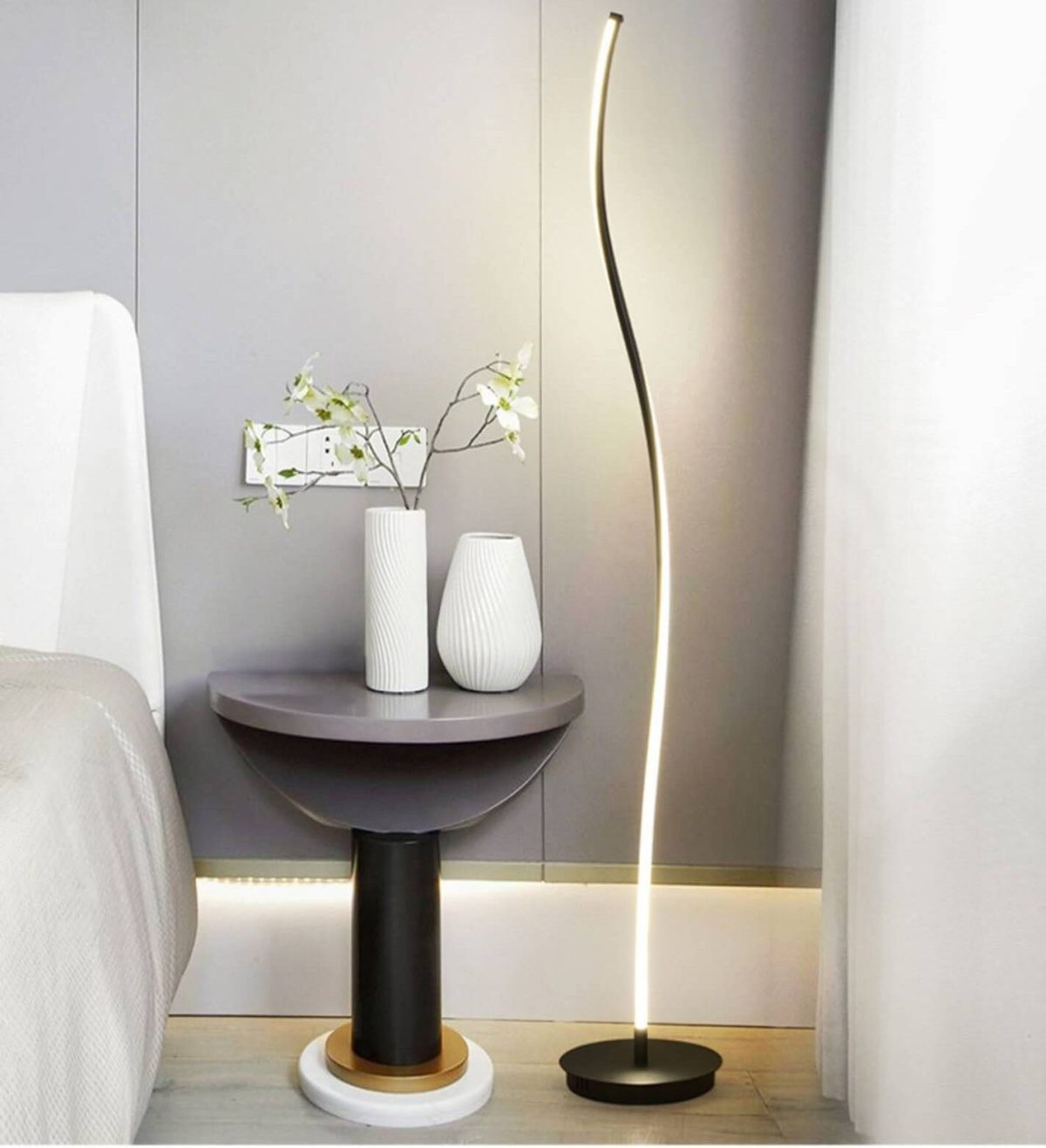 Minimalist Line 1-Light Bending Line LED Floor Lamps - Image 7