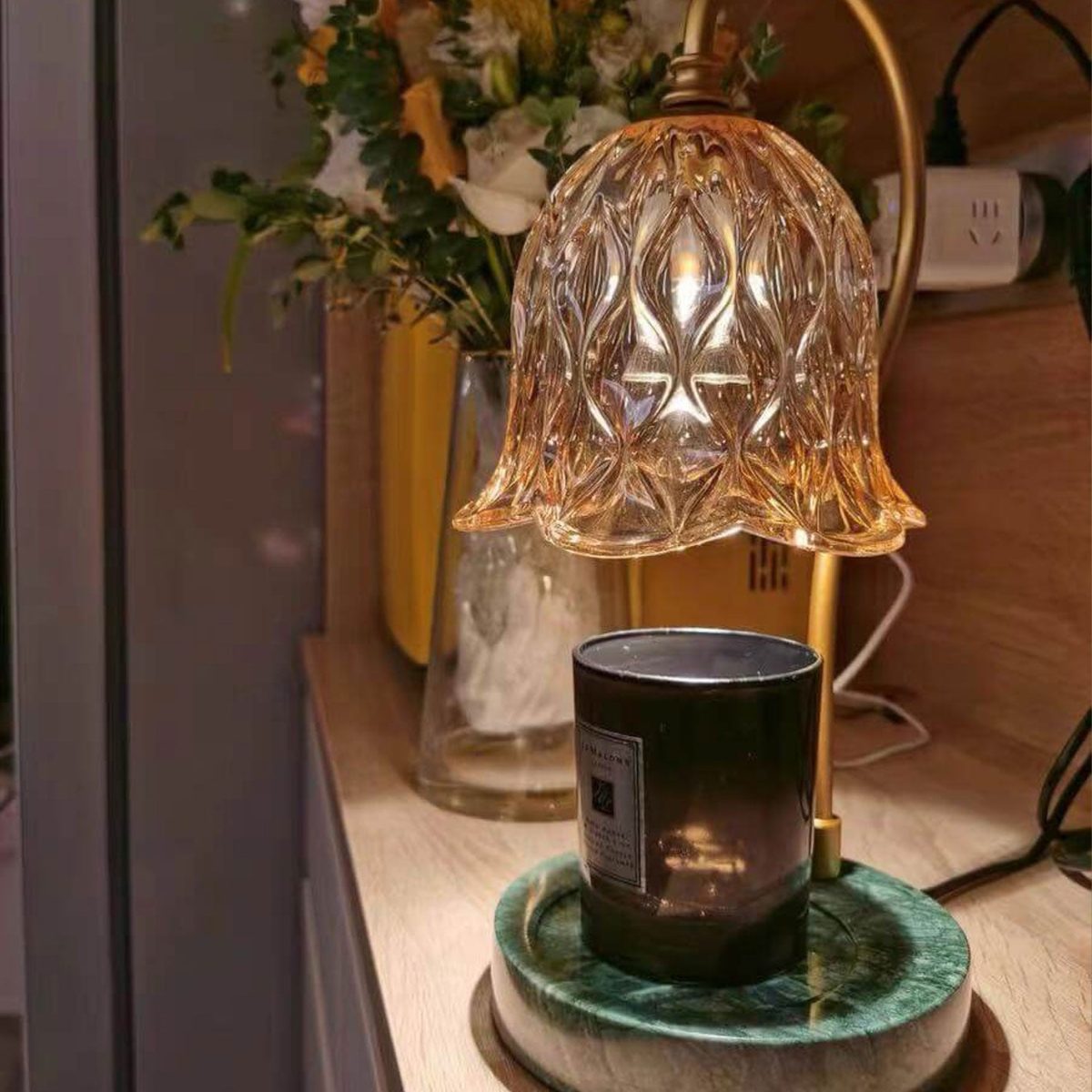 Modern Suzutan Glass Marble Base 1-Light Melting Wax Table Lamp - Image 6
