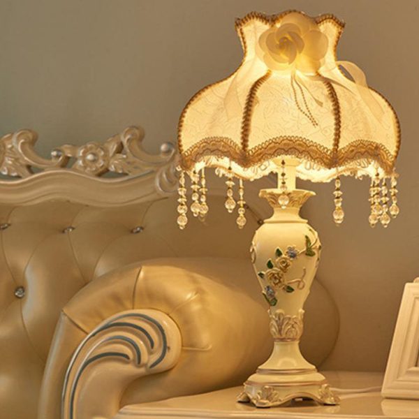 European Retro Light Luxury Carving Resin Fabric Alloy 1-Light Table Lamp - Image 31