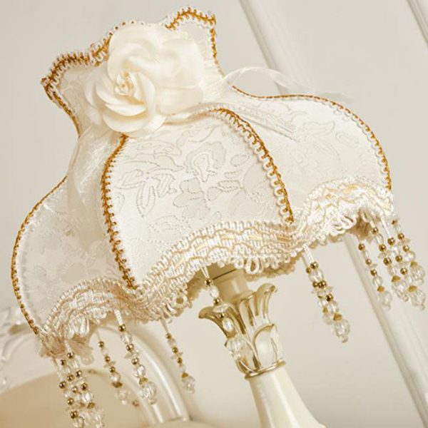 European Retro Light Luxury Carving Resin Fabric Alloy 1-Light Table Lamp - Image 3
