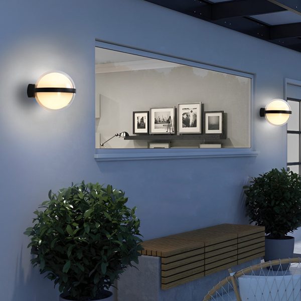 Creative Round Up and Down Light LED Waterproof Outdoor Wall Lamp - Image 2