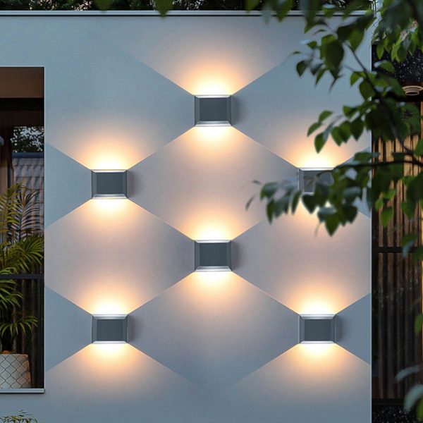 Modern Minimalist Waterproof LED Wall Light for Outdoor Villa Courtyard Garden - Image 3