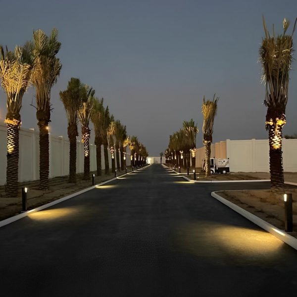 Modern LED Aluminum Pathway Lights with Front Slide Durable Outdoor Illumination - Image 3