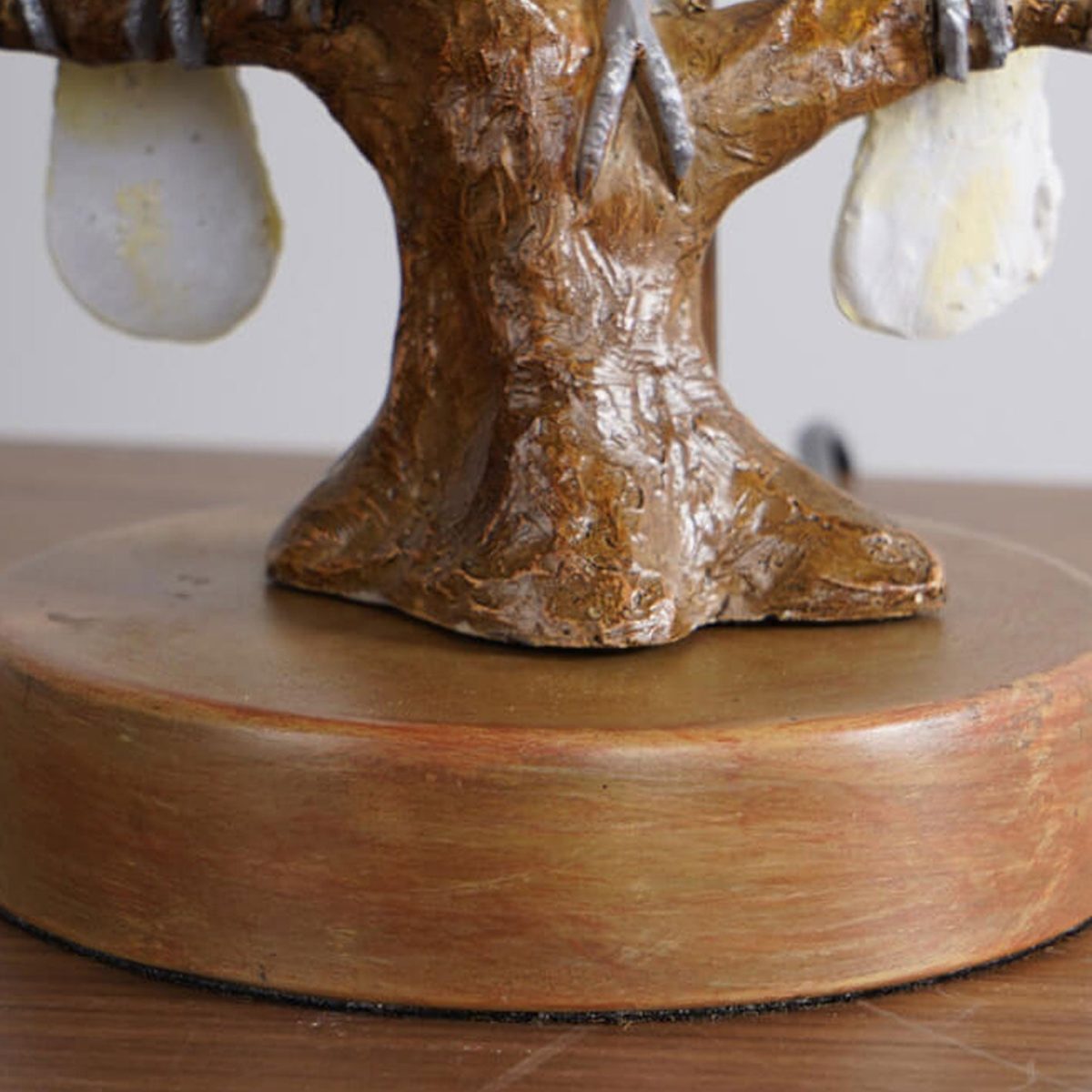 Nordic Leaf Fabric Resin Bird Design 1-Light Table Lamp - Image 10