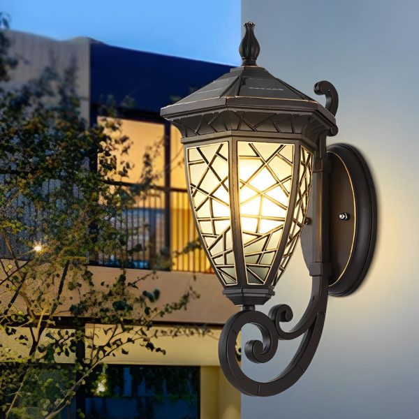 Retro Pattern Waterproof Black American Style Solar Powered Wall Lamp - Image 2