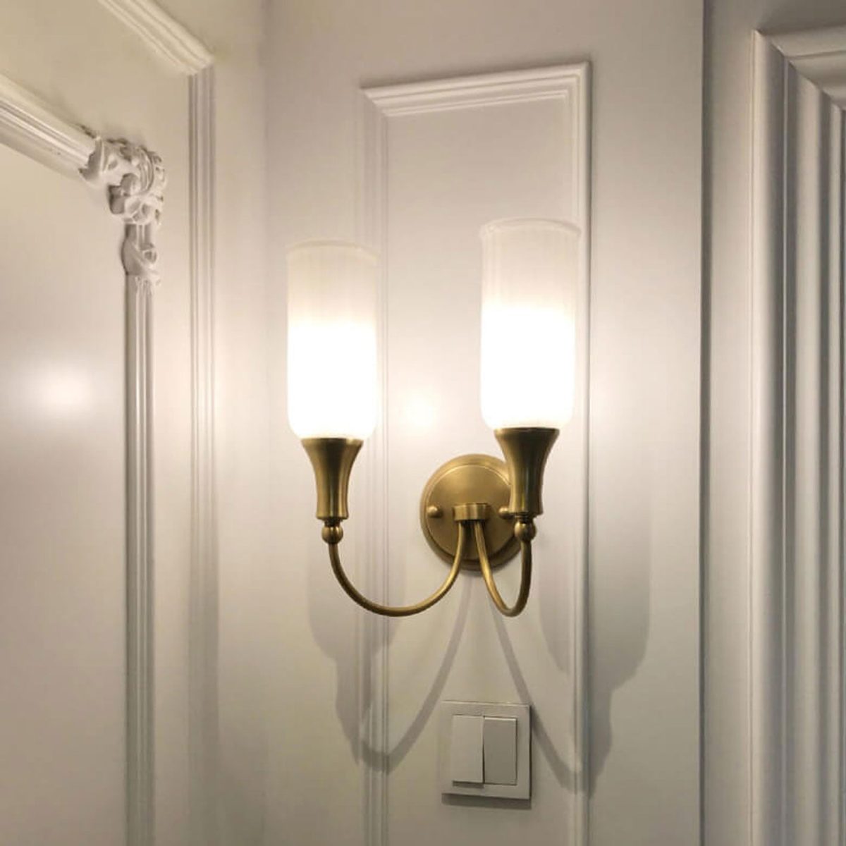 Vintage Rustic Brass Glass 1/2 Light Wall Sconce Lamp - Image 1