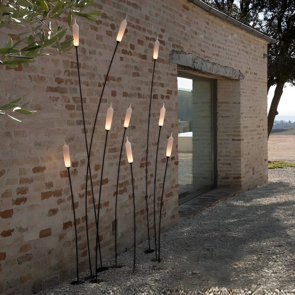 Minimalist Reed Decor LED Waterproof Black Modern Outdoor Lawn Lights - Image 3
