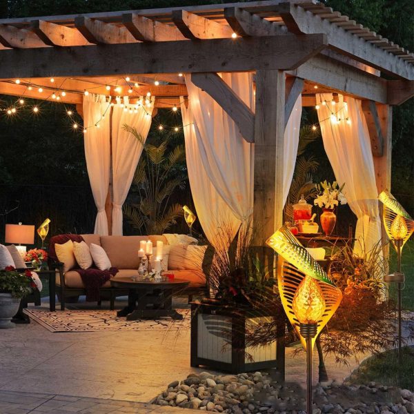 Elegant Curled Leaf Solar Lawn Light LED Outdoor Metal Post Lamp - Image 2