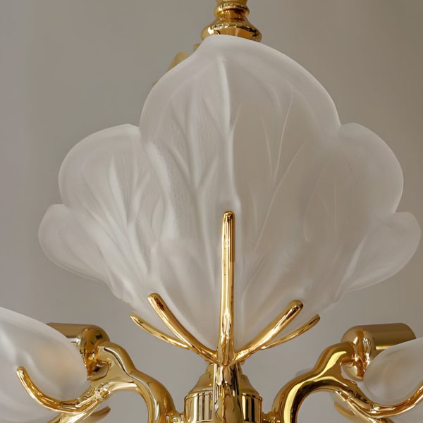 9-Light Italian Chandelier in Brass with Murano Glass Leaves - Image 5