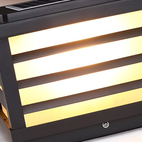 Modern Solar LED Fence Cap Post Lights for Pretty Fence Post Lighting - Image 8