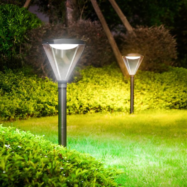 Adjustable Modern Black Solar LED Lawn Lamp with Intelligent Light Control - Image 5