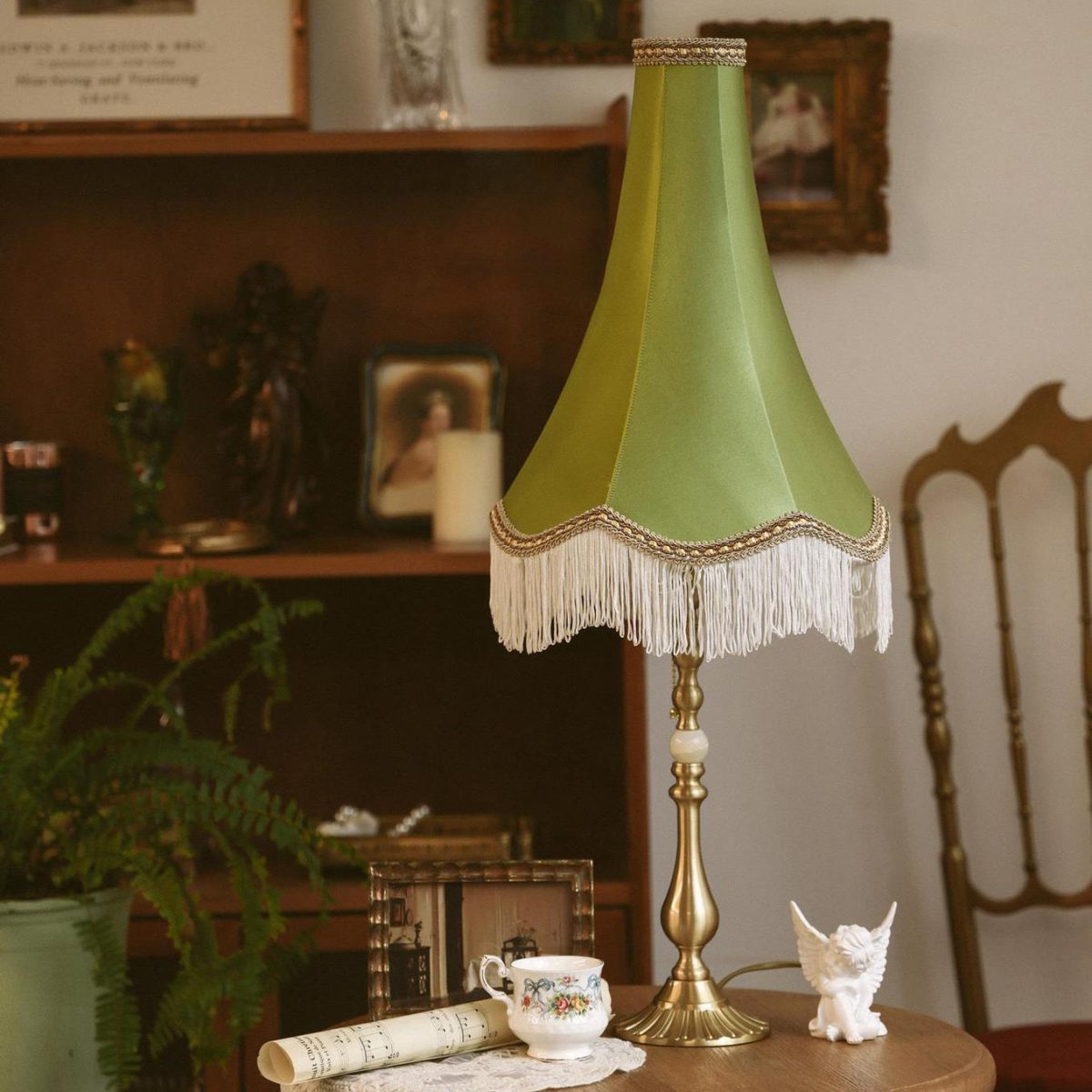 Traditional Vintage Brass & Fabric Conical 1-Light Table Lamp For Bedroom And Living Room - Image 3