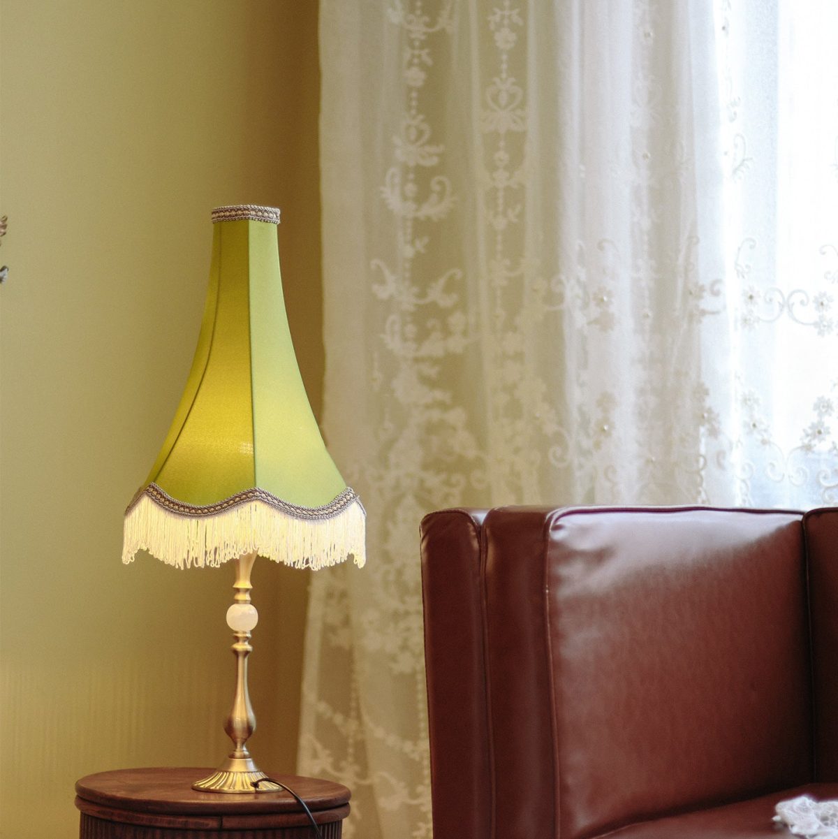 Traditional Vintage Brass & Fabric Conical 1-Light Table Lamp For Bedroom And Living Room - Image 1