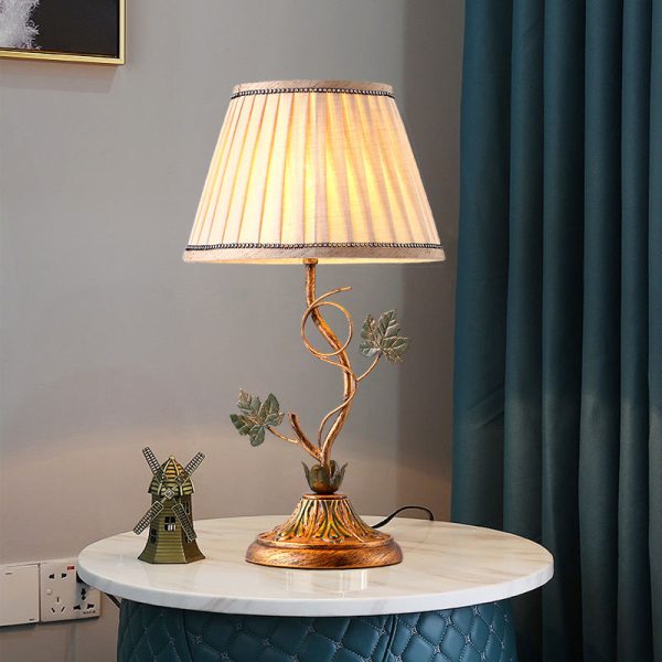 Traditional Farmhouse Fabric Iron Leaf Curved Round 1-Light Table Lamp For Bedroom & Living Room - Image 7