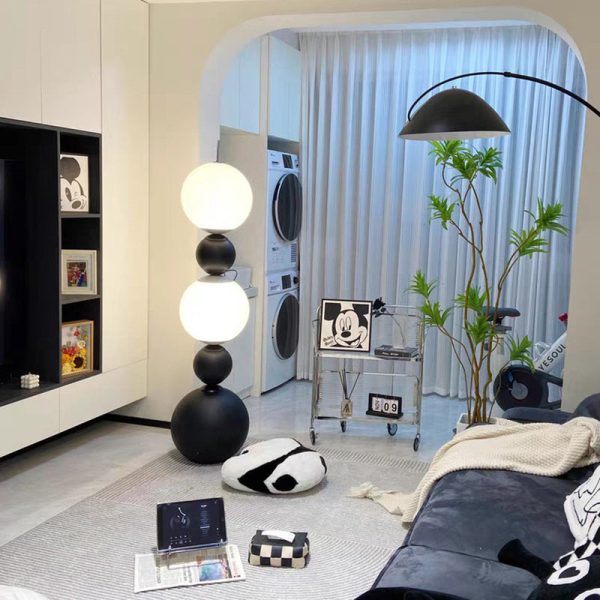 Modern Art Deco Iron And Acrylic Gourd-Shaped Ball LED Standing Floor Lamp For Living Room And Bedroom - Image 4