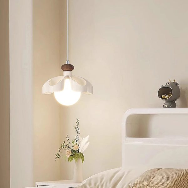 Contemporary Nordic Cream Flower Iron PE Orb 1/3 - Light Chandelier For Dining Room