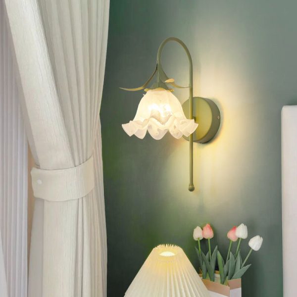 Contemporary Retro Flower Iron Glass 1-Light Wall Sconce Lamp For Living Room - Image 2
