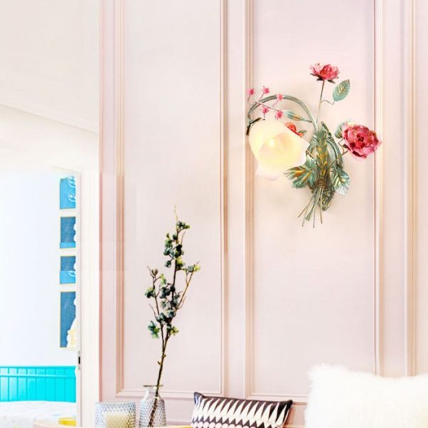 Traditional Rustic Rose Floral Glass Iron 1-Light Wall Sconce Lamp For Living Room