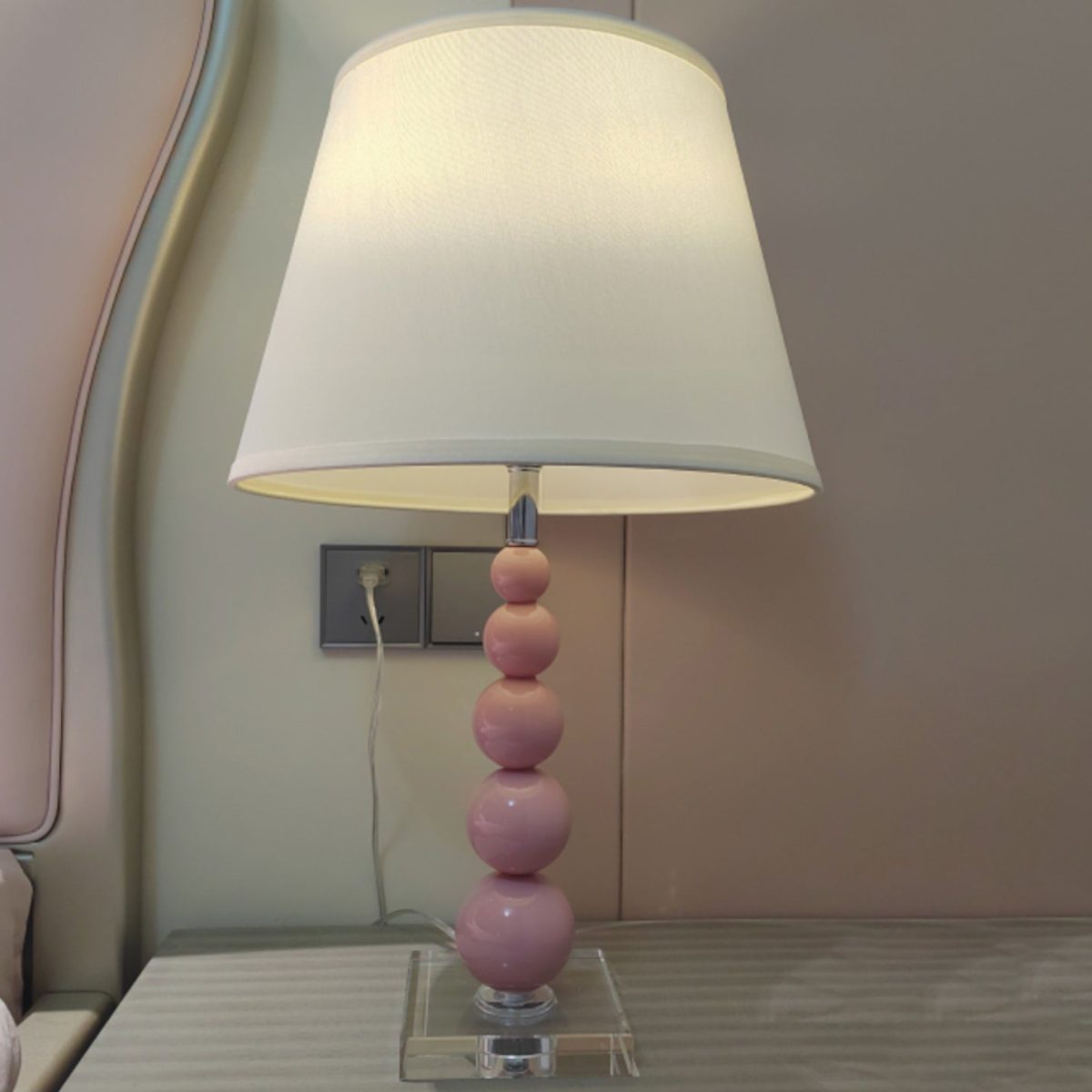 Modern Crystal Pink Beaded 1-Light Table Lamp - Image 7