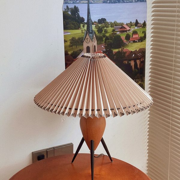 Vintage Bucket Pleated 1-Light Standing Table Lamp - Image 3