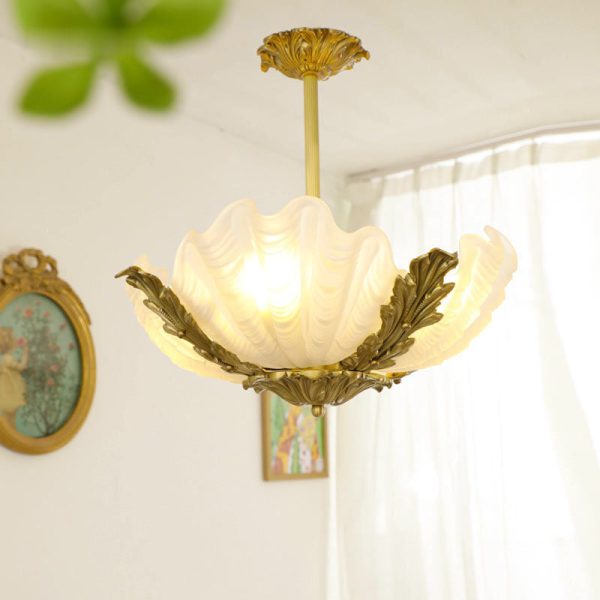 Modern Art Deco Shell Shape Brass Finish Frame 3/4-Light Chandelier for Living Room - Image 3