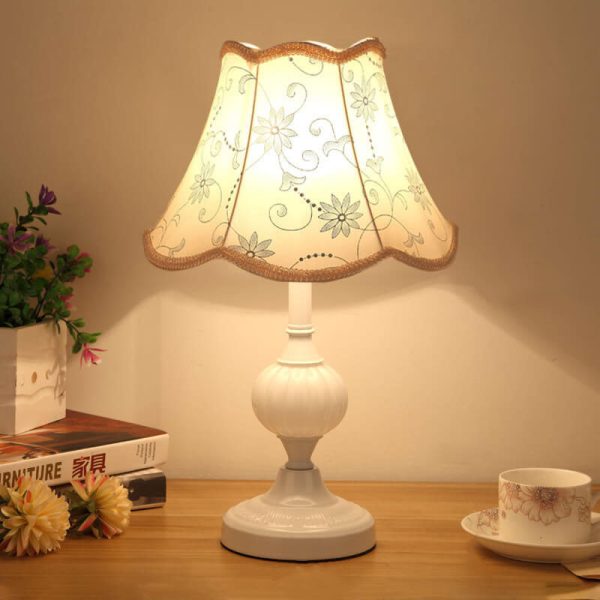 Nordic Vintage Floral Glass Fabric 1-Light Table Lamp - Image 2