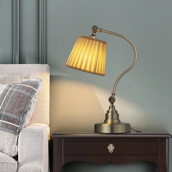 Industrial Empire-Style Metal Desk Lamp with Curved Arm and Adjustable Lighting - Image 4
