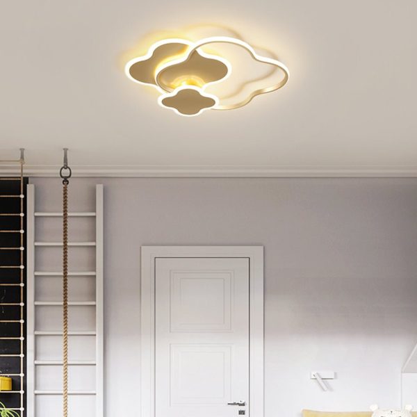 Nordic Creative Cloud Shape Personalized Decorative LED Ceiling Lamp for Kid's Room