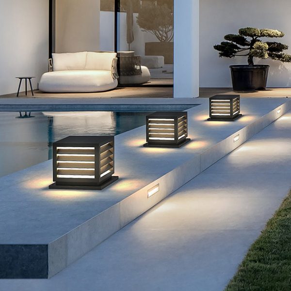 Outdoor Waterproof LED Post Lights Solar Landscape Decorative Lighting - Image 4