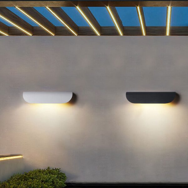 Modern Outdoor Curved  Waterproof LED Garden Wall Sconce Lamp