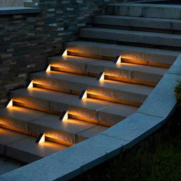 Triangle Automatic Charging Wire-Free Waterproof LED Solar Modern Step-Mounted Lights - Image 7