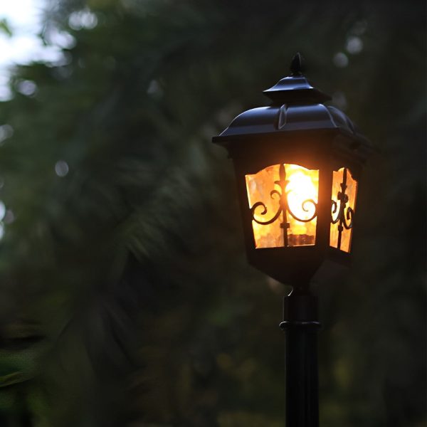 Retro Minimalist LED Waterproof European Style Garden Lamp Post Lights - Image 10