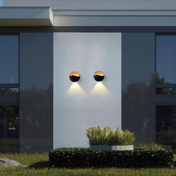 Modern Simplicity Aluminum PC Round LED Outdoor Wall Sconce Lamp For Garden - Image 9
