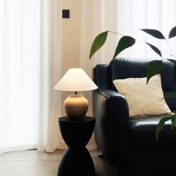 Modern Minimalist PP Hourglass-Shaped Stool Chair For Bedroom & Living Room - Image 3