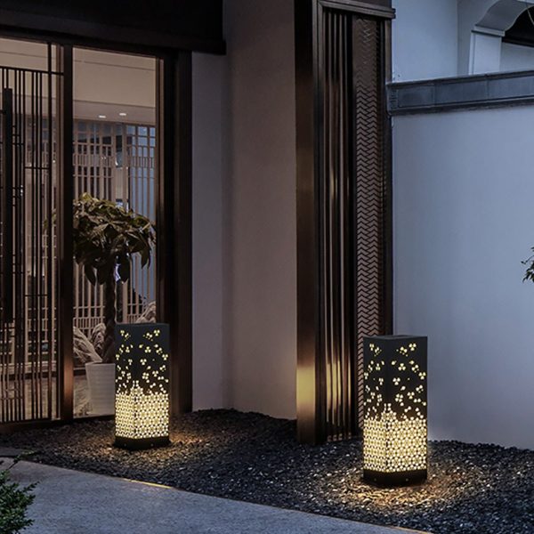 Classic Hollow Carved Asian Style Garden Landscape Lighting Decorative Lamp - Image 5