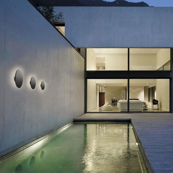 Modern Waterproof LED Outdoor Wall Lights in Flat and Square Designs - Image 4