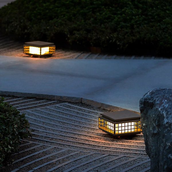 Elegant Solar LED Garden Lamp Vintage Hollowed Pattern, Weatherproof Metal Design